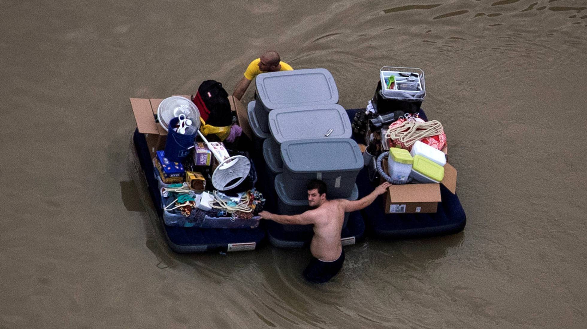 Harvey deja ya hasta 100.000 casas afectadas en Texas y Luisiana