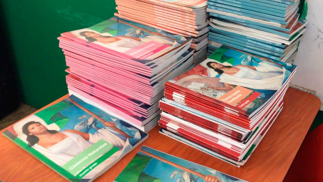 Llegaron los libros de texto gratuitos a Isla Mujeres