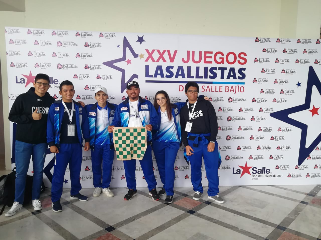 Destacan lasallistas cancunenses en nacional