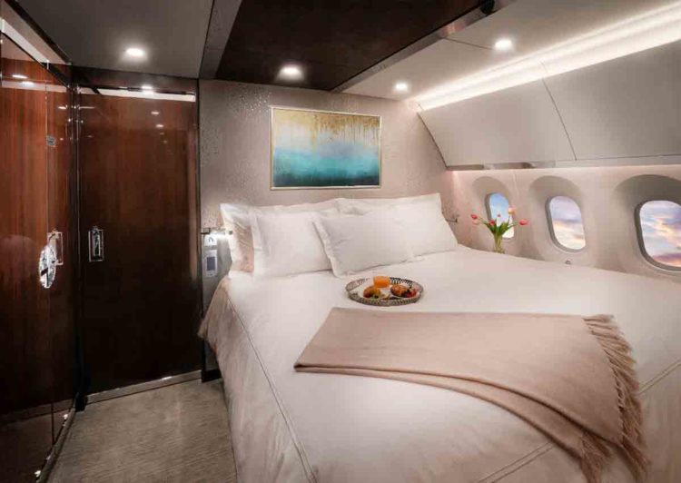 Así es el avión presidencial que regresa a México para su subasta