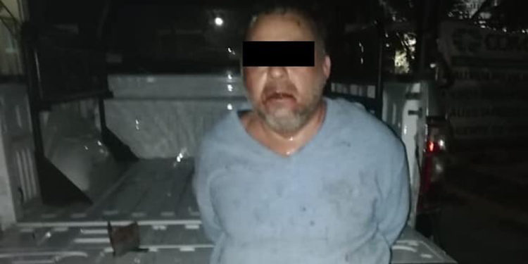 Dos atracos a mano armada a negocios en la madrugada