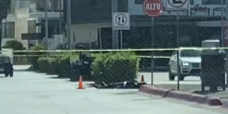 Matan a ladrón con su propia arma en Pabellón Cumbre