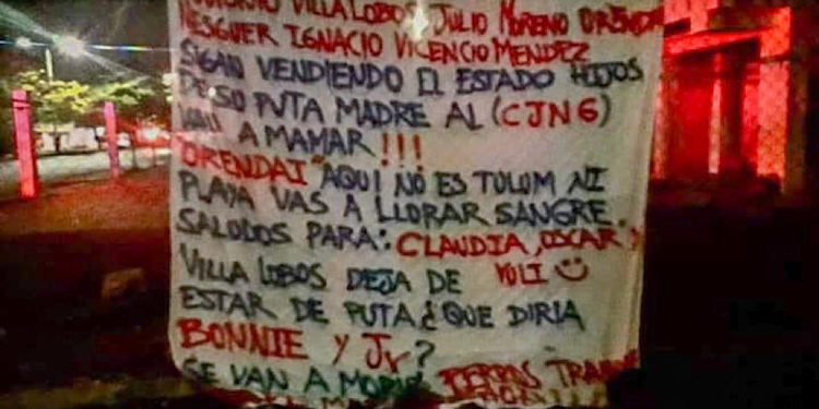 Amanece con tres decapitados y narcoamenaza en Barrio Maya
