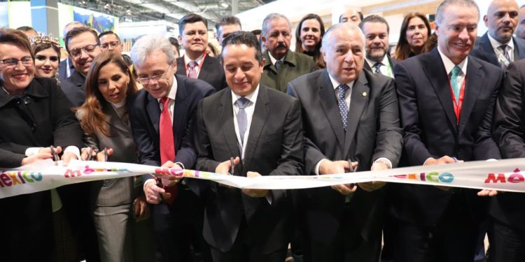 Se concretan más de 10 mil nuevos asientos en vuelos de Madrid-Cancún y una nueva ruta Madrid-Cozumel en la FITUR 2020