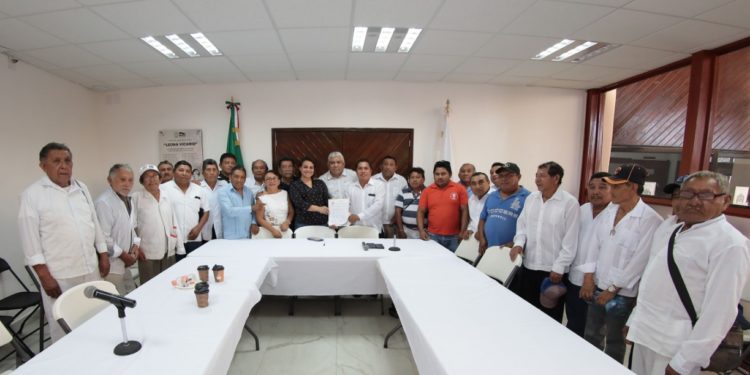 Trabajarán legisladores por el bienestar del pueblo maya de Quintana Roo