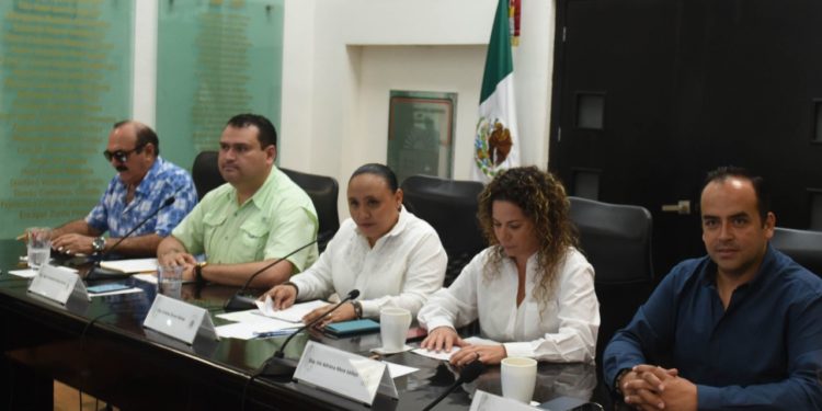 Analizarán en comisiones iniciativas en materia de vivienda y medio ambiente