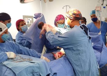 Nació Alex en el primer minuto del 2020