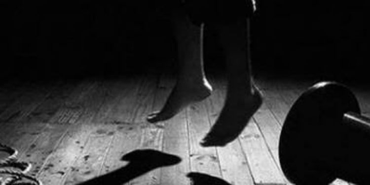 Menor de edad se suicida en la soledad de su mundo, sólo para “probar”