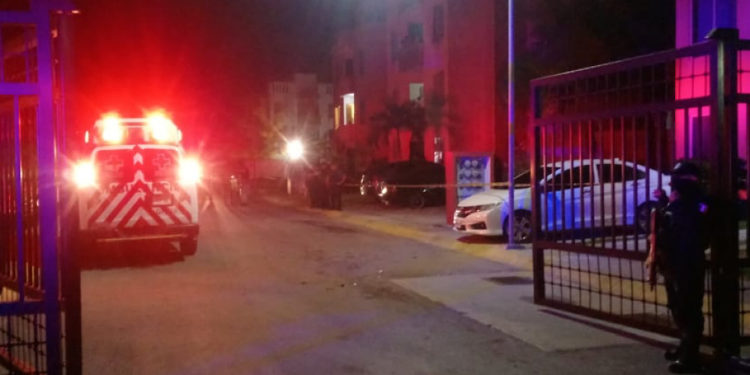 Violenta madrugada; ejecutan a un hombre y atacan a policía y su familia mientras dormían