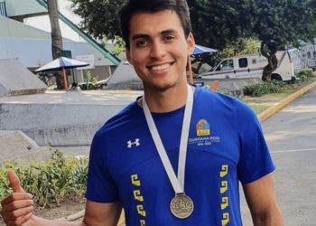 Angy Canul conquista el Campeonato Nacional de Remo Bajo Techo