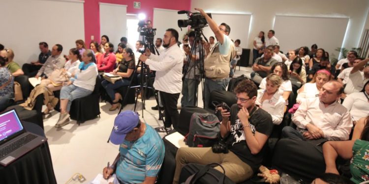 Reporteros y medios, influyen bien o mal en los pequeños