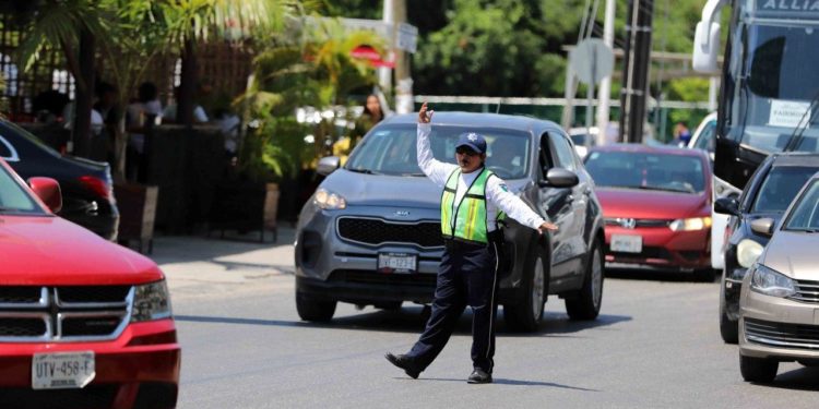 Ya tiene Puerto Morelos su reglamento de Tránsito Municipal
