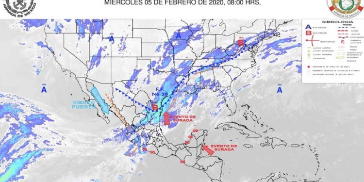 Vientos del Sur obligan a cerrar el puerto a la navegación menor