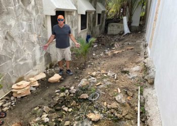 Denuncian derrame de aguas negras en Punta Sur Isla Mujeres