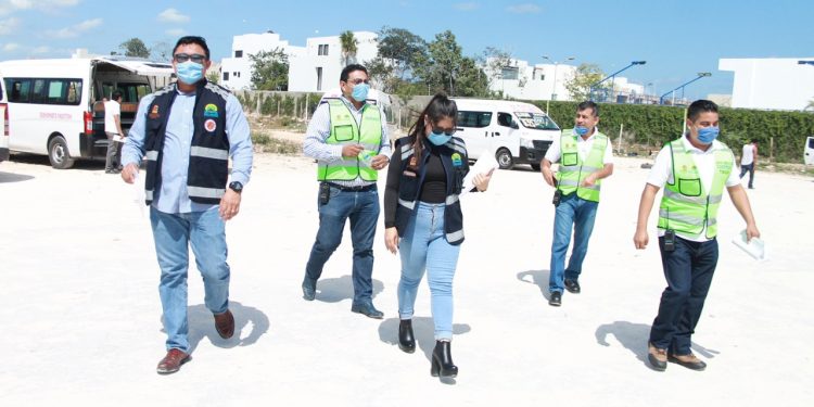 Realizan campaña informativa con habitantes de Benito Juárez