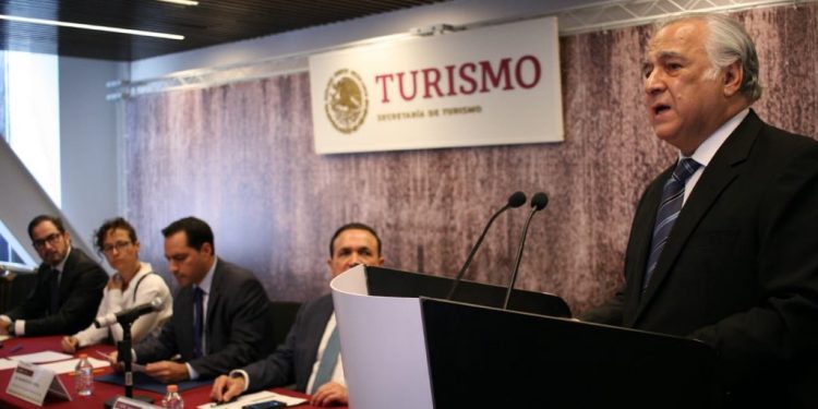 Posponen Tianguis Turístico, por coronavirus en México