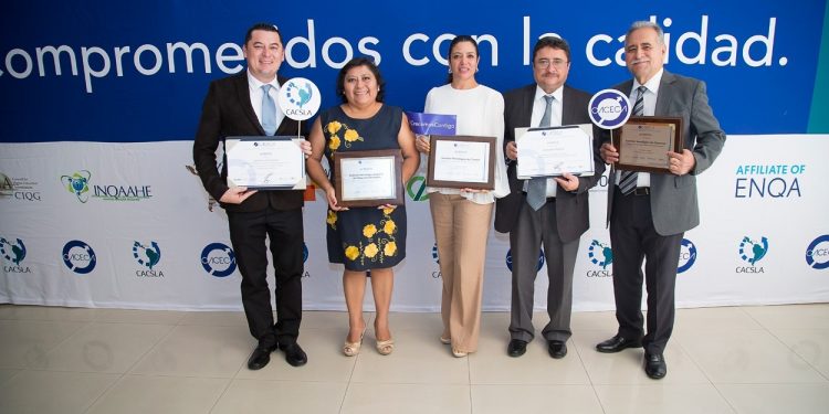 El tecnológico de Carrillo Puerto acreditó la carrera de Ingeniería en Administración