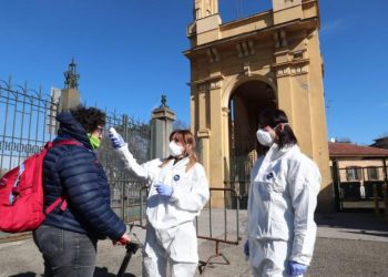 Toda Italia en cuarentena; alerta por epidemia