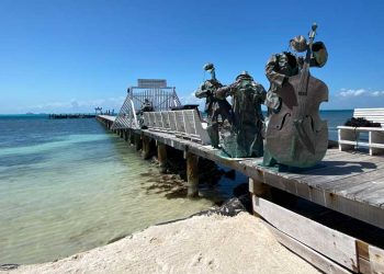 Seguran muelle del Capitán Dulché en Isla Mujeres