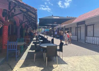 Anuncia Juan Carrillo el cierre de negocios a partir de mañana en Isla Mujeres