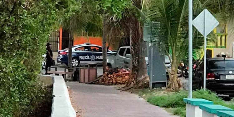 Decomisan en Isla Mujeres cervezas y licor en clandestinos