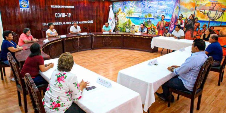 Alcalde y Funcionarios de Isla Mujeres también se mocharán el sueldo por Covid-19