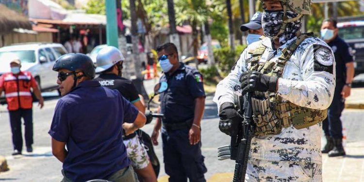 En Isla Mujeres continúan el exhorto para no salir de sus casas