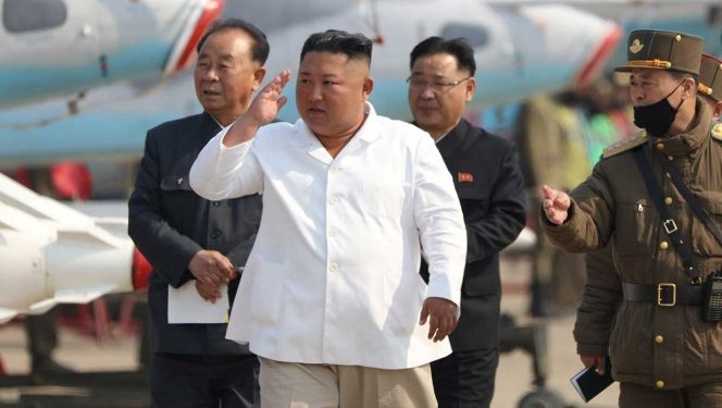 Kim Jong Un está muerto, reporta TMZ