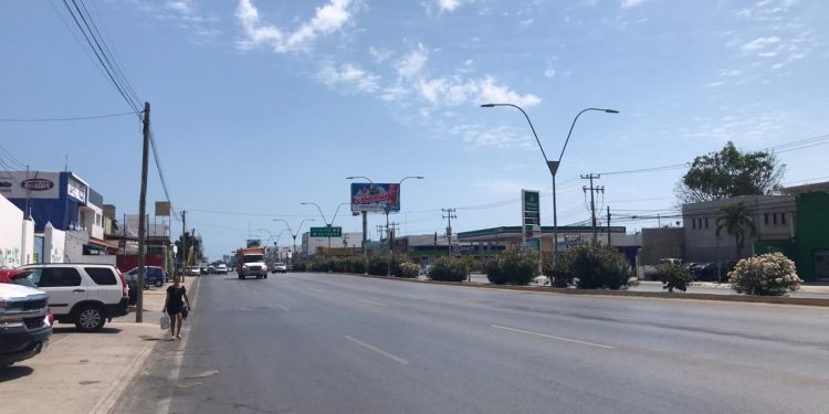 Cancún luce semivacía