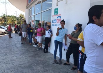 Ni Covid-19 impide que los ciudadanos acudan a negociar con bancos