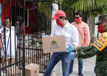 En Cozumel, no se detiene la entrega de apoyo alimentario: Pedro Joaquín