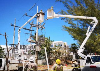Afectaciones mínimas por trabajos de la CFE en Isla Mujeres