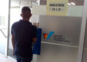 Deben pagarme si mi empresa está cerrada o estoy haciendo homeoffice