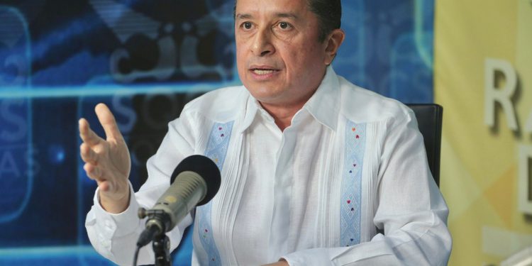 El gobierno de Quintana Roo atiende necesidades de agua, luz, gas, alimentos y salud para que la gente se quede en casa