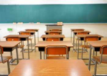 No habría vacaciones de verano y sí clases, para salvar el ciclo escolar