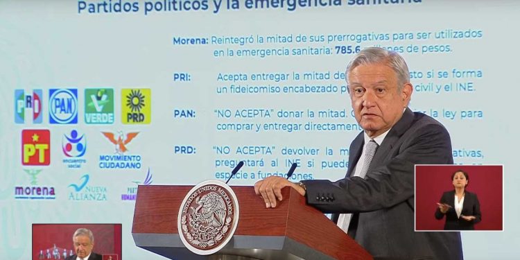Exhibe AMLO a partidos que no ceden recursos para atender emergencia