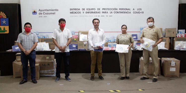 Entrega Pedro Joaquín insumo médico a hospitales públicos de Cozumel