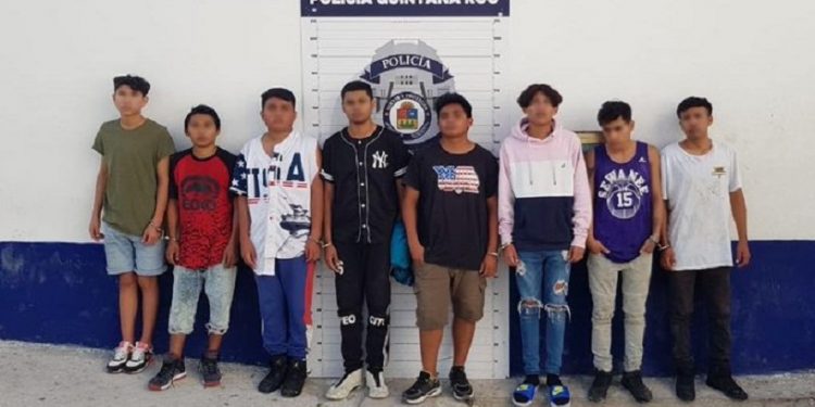 Saquean, son grabados en video, hacen fiesta y son detenidos; vestimentas los ubican robando