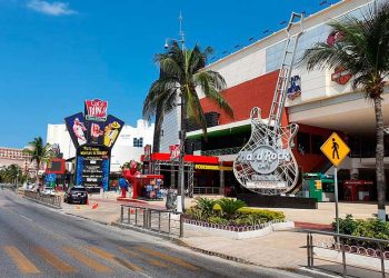 Evite llegar a Cancún, el riesgo de contagio es mayor allá: Delfino Guevara