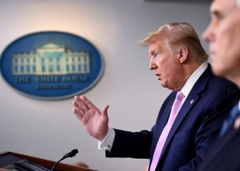 China se aprovecha de nosotros: Donald Trump