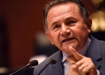 Senador respalda iniciativa de apoyo a taxistas de Quintana Roo