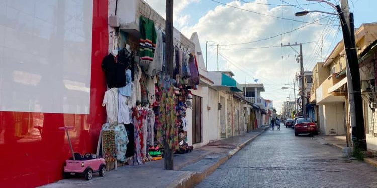 Ultimátum a comerciantes de Isla Mujeres, desde hoy solo podrán abrir los esenciales