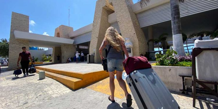 Apiqroo confirma descenso histórico en el tráfico de pasajeros en Isla Mujeres