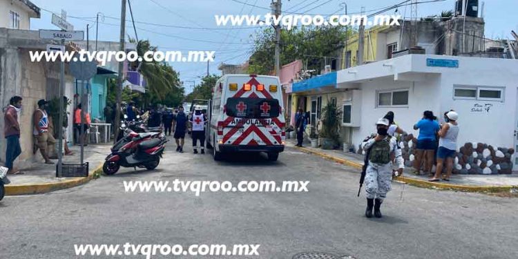 Encuentran degollada a una mujer en Isla Mujeres