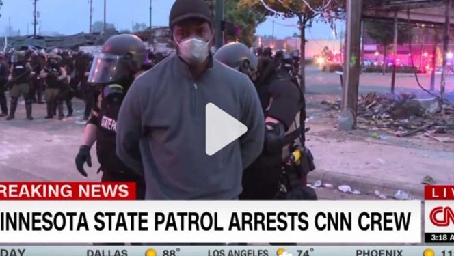 #GeorgeFloyd: Policía de Minnesota arresta a equipo de CNN durante protestas