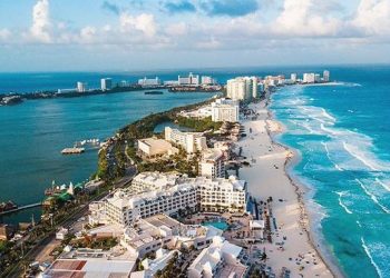 Cancún al 2×1, la promesa en cuanto se reactive el turismo