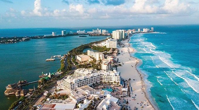 Cancún al 2×1, la promesa en cuanto se reactive el turismo
