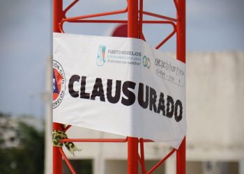 Retiran antena de casi 20 metros de altura