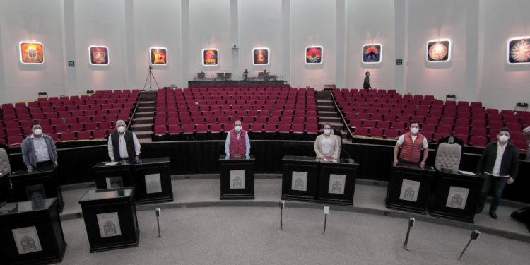 Concluye segundo periodo ordinario de sesiones de la XVI Legislatura