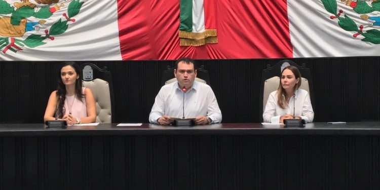 Propone diputado aplazar cobros de CFE para evitar cortes; Pagar hasta diciembre